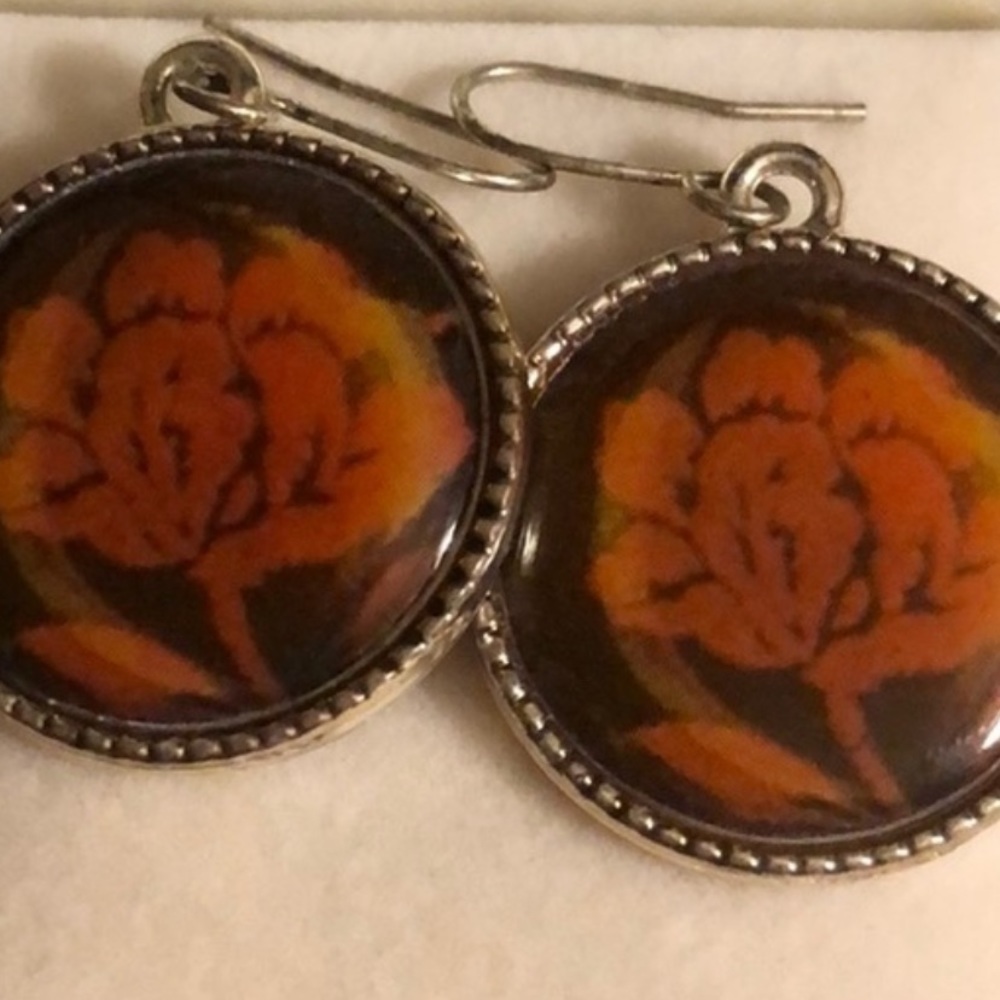 Vintage Rose Dangling Pierced Earrings